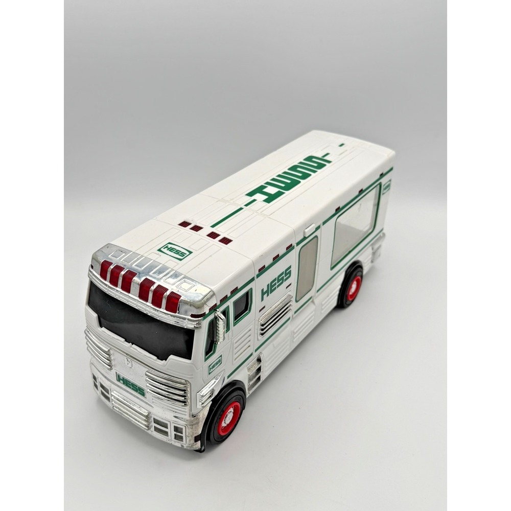 2018 Hess Toy Truck RV Motorhome White Green Lights Sounds Untested No Box